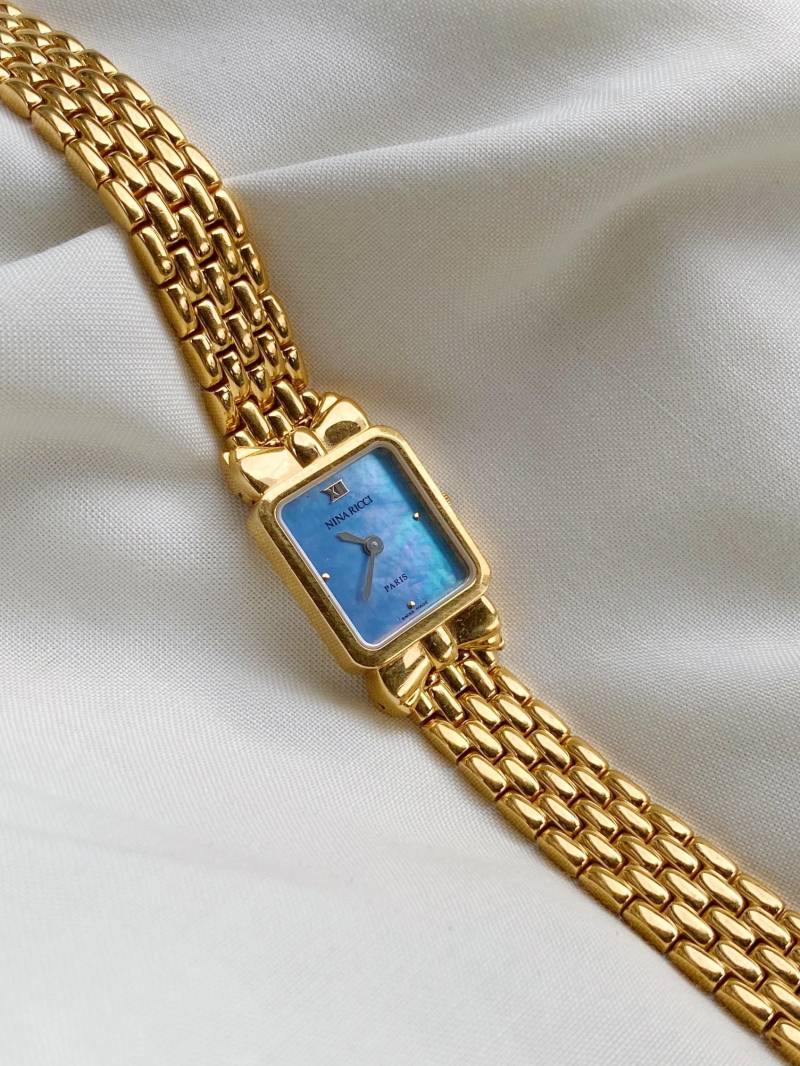 Vintage Rare Nina Ricci Uhr Vergoldetes Armband, Perlmutt Zifferblatt von Verncellvintage