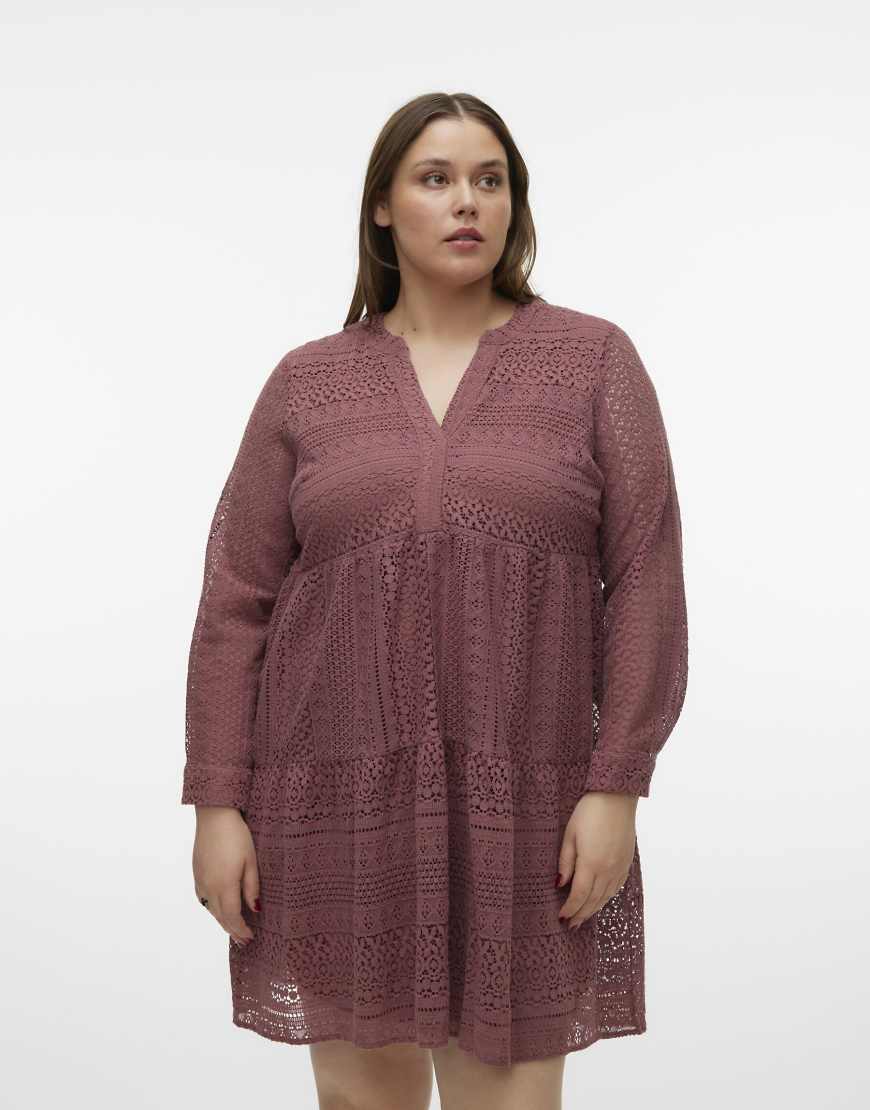 Vero Moda Curve - Bluse in Rosabraun Vero Moda Curve - Bluse in Rosabraun von Vero Moda Curve