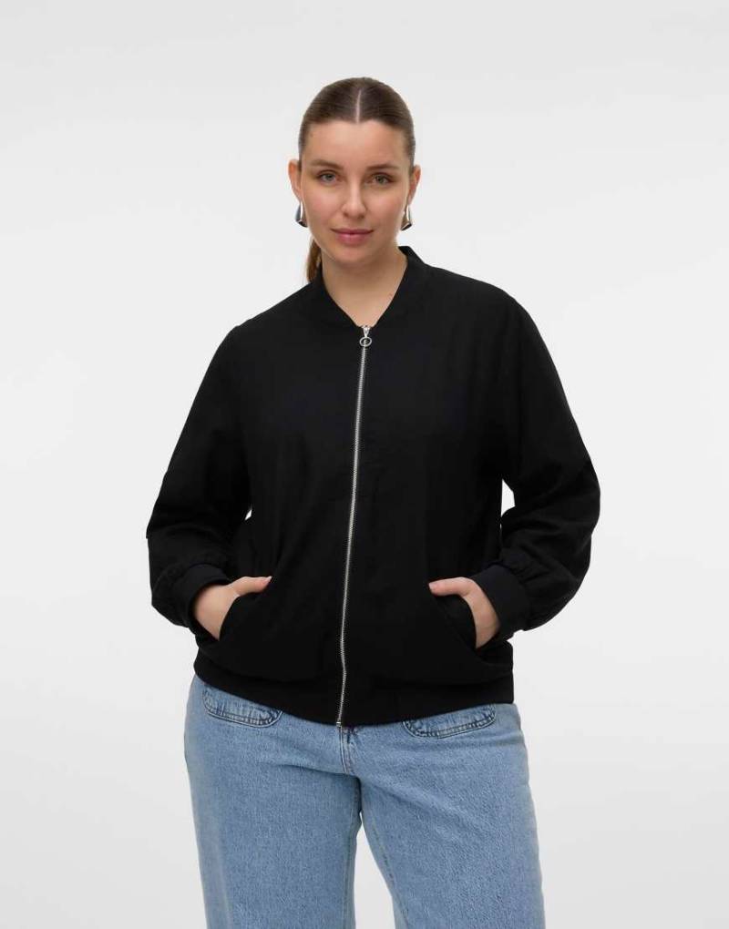 Vero Moda Curve - Bomberjacke in Schwarz von Vero Moda Curve