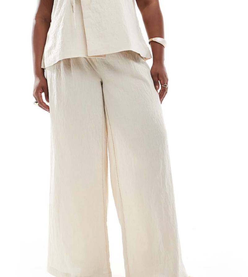 Vero Moda Curve - Hose in Creme mit weitem Bein und Bundfalten, Kombiteil-Weiß von Vero Moda Curve