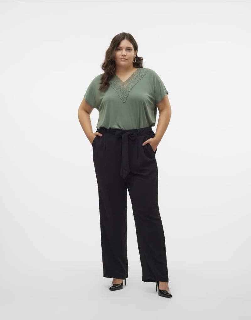 Vero Moda Curve - Hose in Schwarz von Vero Moda Curve