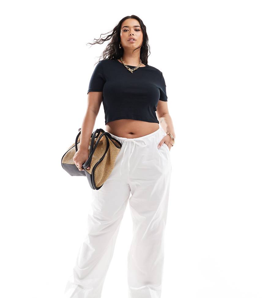 Vero Moda Curve - Hose in Weiß mit weitem Bein und Taillenschnürung Vero Moda Curve - Hose in Weiß mit weitem Bein und Taillenschnürung von Vero Moda Curve