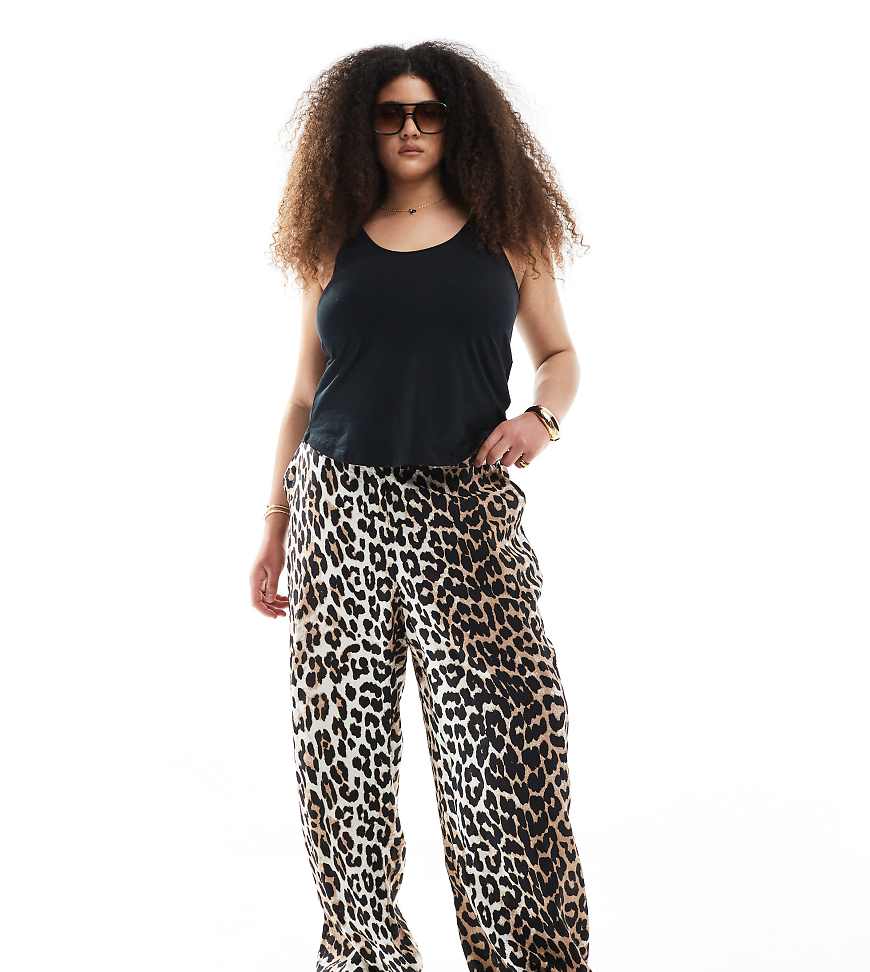 Vero Moda Curve - Hose zum Reinschlüpfen mit Leopardenmuster und weitem Bein-Bunt Vero Moda Curve - Hose zum Reinschlüpfen mit Leopardenmuster und weitem Bein-Bunt von Vero Moda Curve
