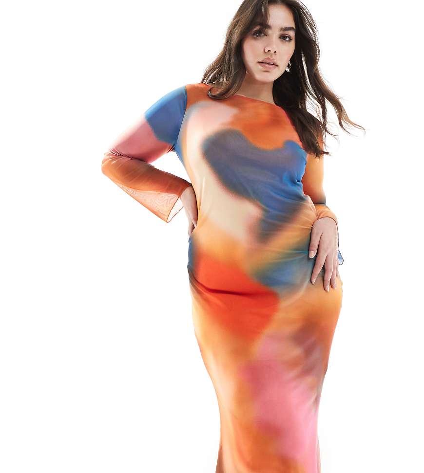 Vero Moda Curve - Langärmliges Maxikleid in Blau mit abstraktem Sonnenuntergangs-Design-Bunt von Vero Moda Curve