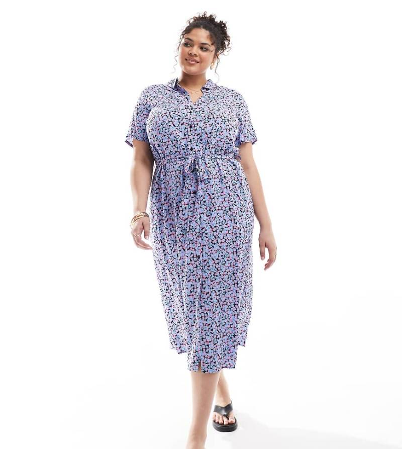 Vero Moda Curve - Maxi-Hemdkleid mit blauem Blumenmuster und Knopfleiste von Vero Moda Curve