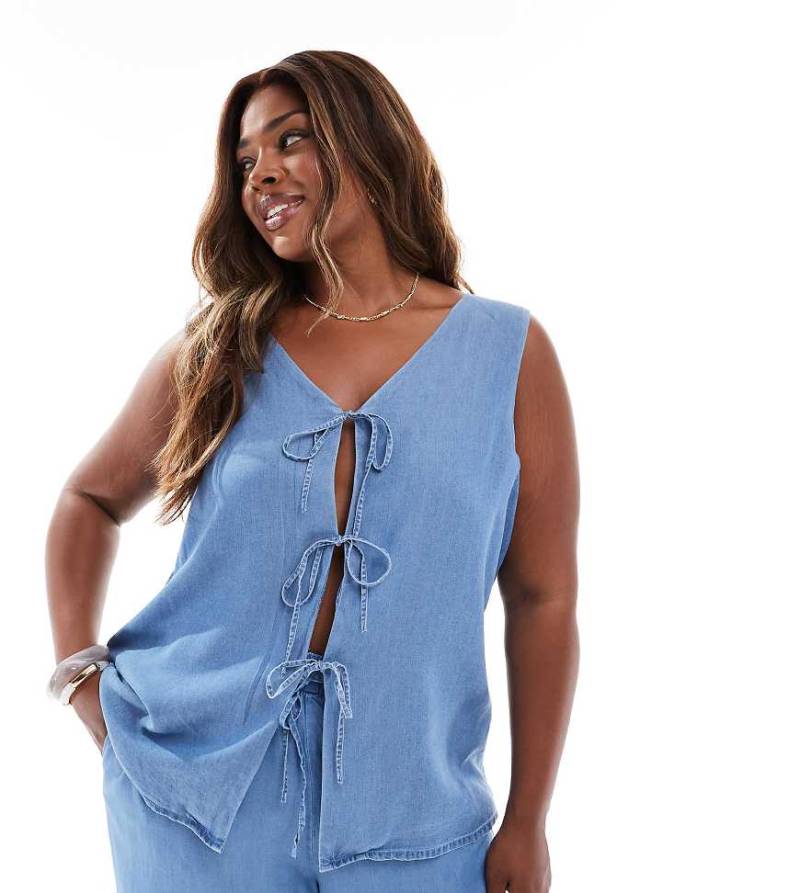 Vero Moda Curve - Oberteil aus blauem Chambray mit Bindedetail vorn, Kombiteil von Vero Moda Curve