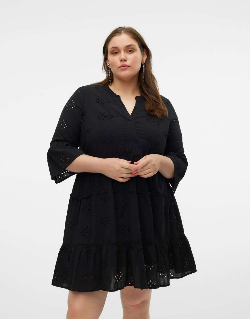 Vero Moda Curve - Oberteil in Schwarz Vero Moda Curve - Oberteil in Schwarz von Vero Moda Curve