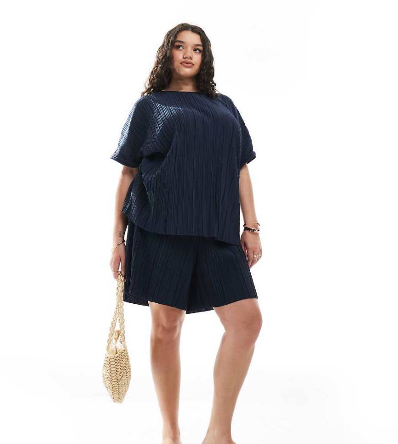 Vero Moda Curve - Plissee-Shorts in Marineblau, Kombiteil von Vero Moda Curve