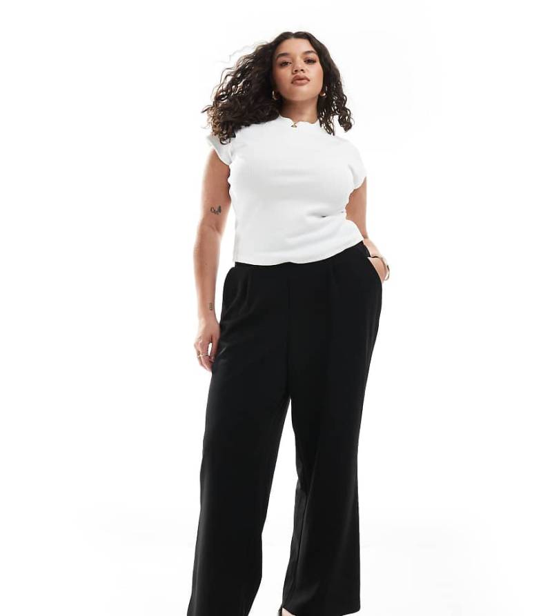 Vero Moda Curve - Verkürzte Hose aus Jersey-Kreppstoff in Schwarz von Vero Moda Curve