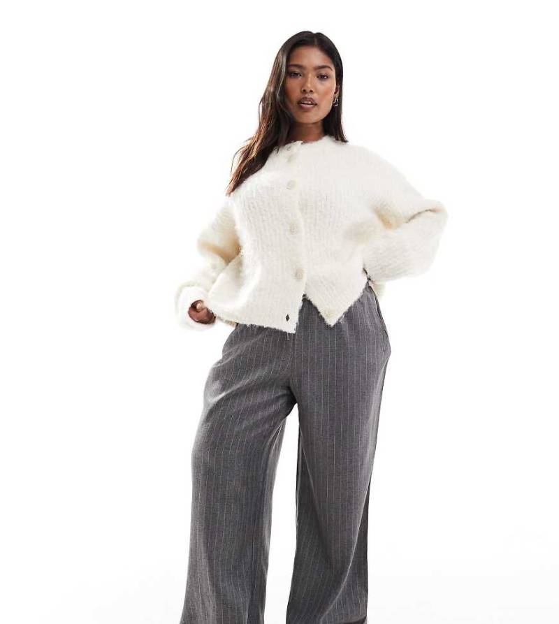 Vero Moda Curve - Weit geschnittene Dad-Hose in grau meliert mit Nadelstreifen und Kordelzugbund Vero Moda Curve - Weit geschnittene Dad-Hose in grau meliert mit Nadelstreifen und Kordelzugbund von Vero Moda Curve