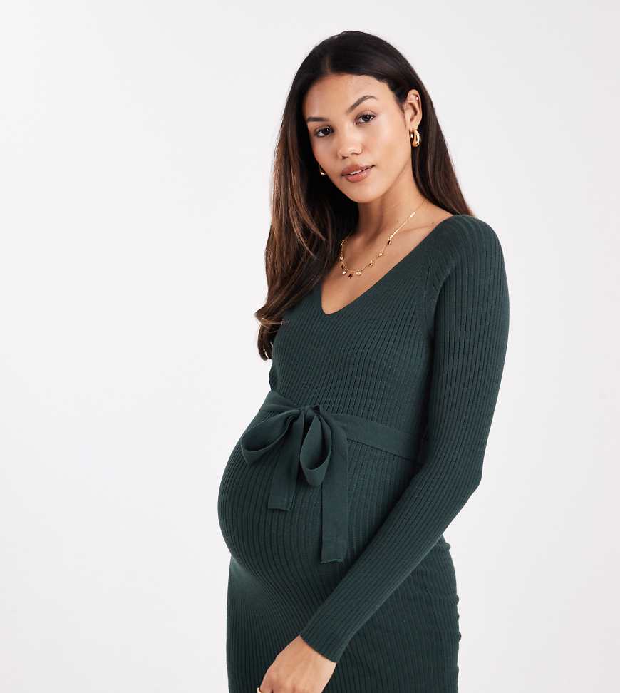 Vero Moda Maternity - Langärmliges Midikleid aus Rippstrick in Grün mit Gürteldetail von Vero Moda Maternity