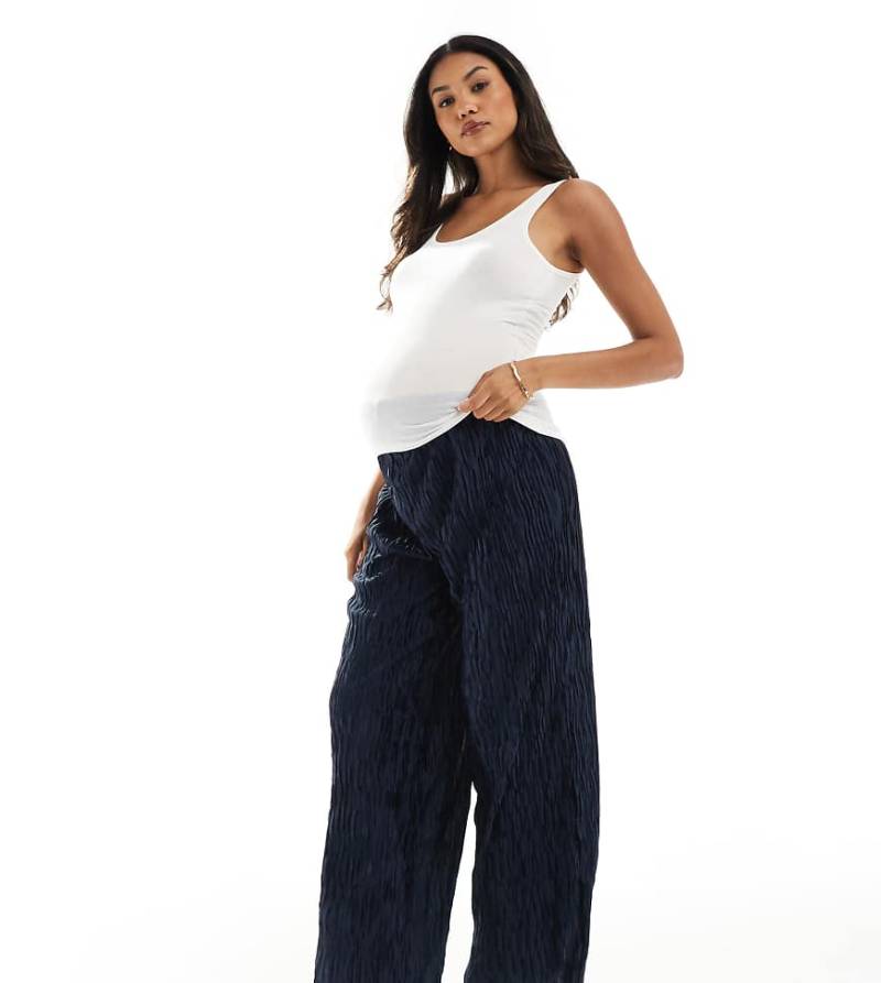 Vero Moda - Maternity - Plissierte Hose in Marineblau mit weitem Bein und Strukturmuster, Umstandsmode von Vero Moda Maternity