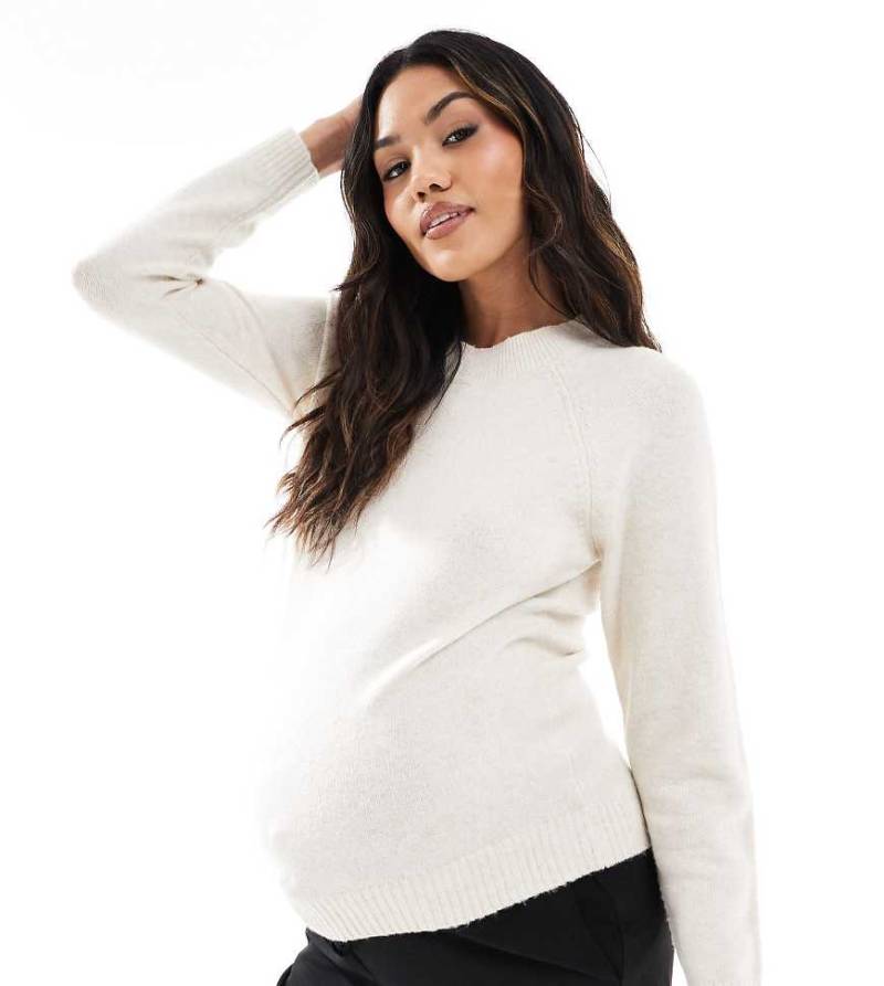 Vero Moda Maternity - Strickpullover in meliertem Cremeweiß mit Rundhalsausschnitt, Umstandsmode von Vero Moda Maternity