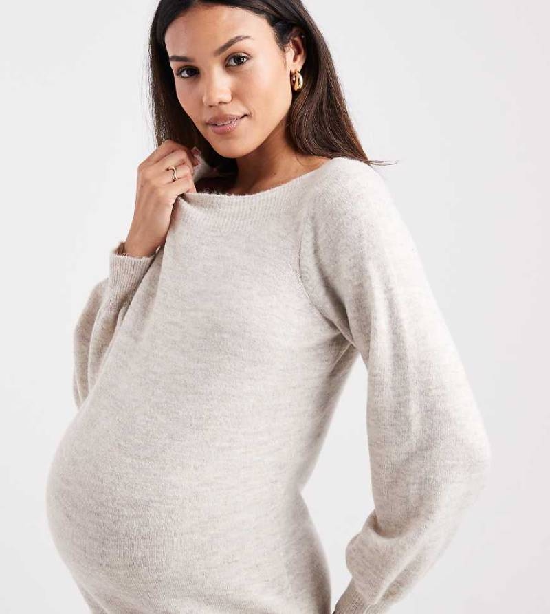 Vero Moda Maternity - Weiches Strick-Midikleid in Creme mit Ballonärmeln, Umstandsmode-Weiß von Vero Moda Maternity