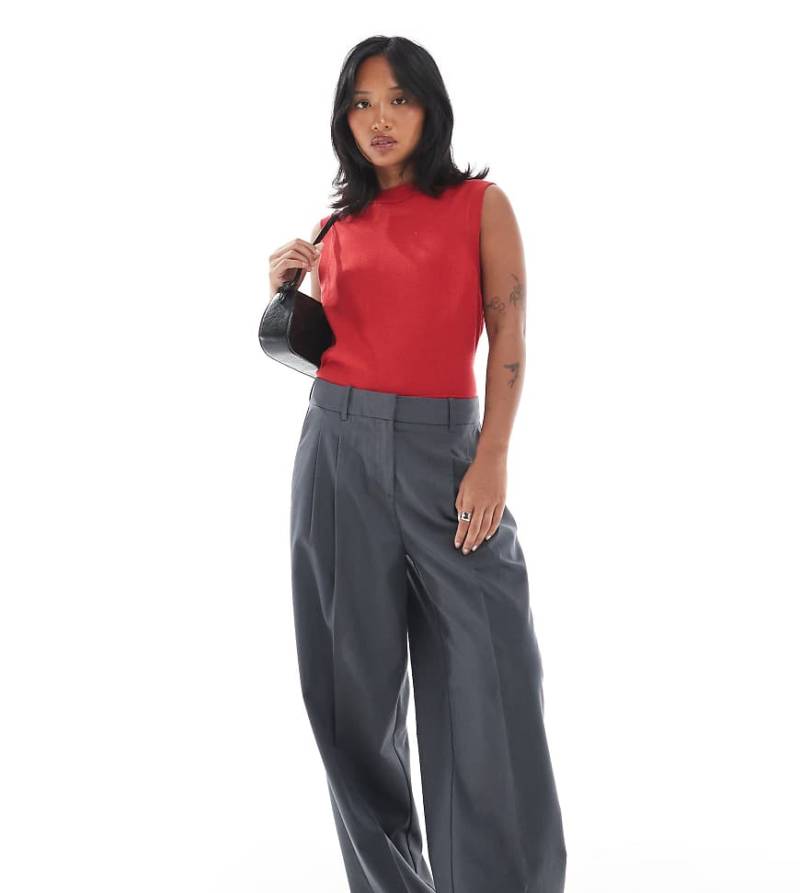 Vero Moda Petite - Elegante Dad Fit Hose in Mittelgrau von Vero Moda Petite