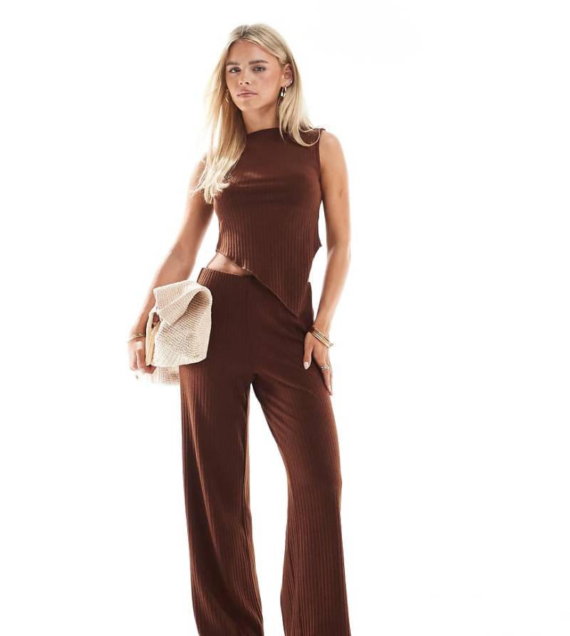 Vero Moda Petite - Gerippte Hose in Schokobraun mit weitem Bein, Kombiteil von Vero Moda Petite