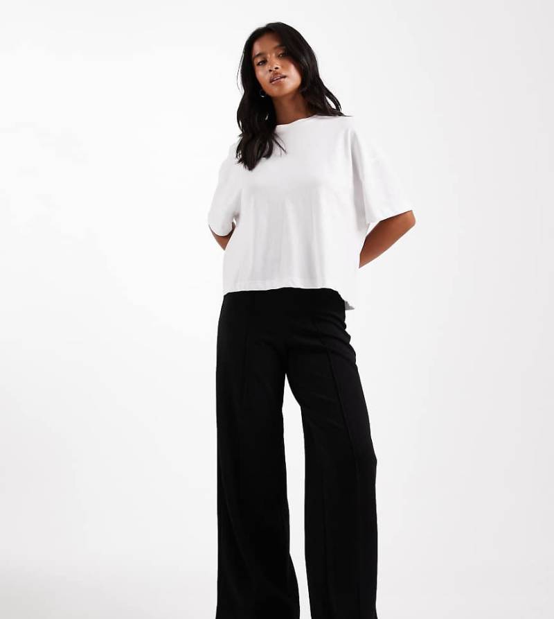 Vero Moda Petite - Hose in Schwarz mit weitem Bein und Biesen von Vero Moda Petite