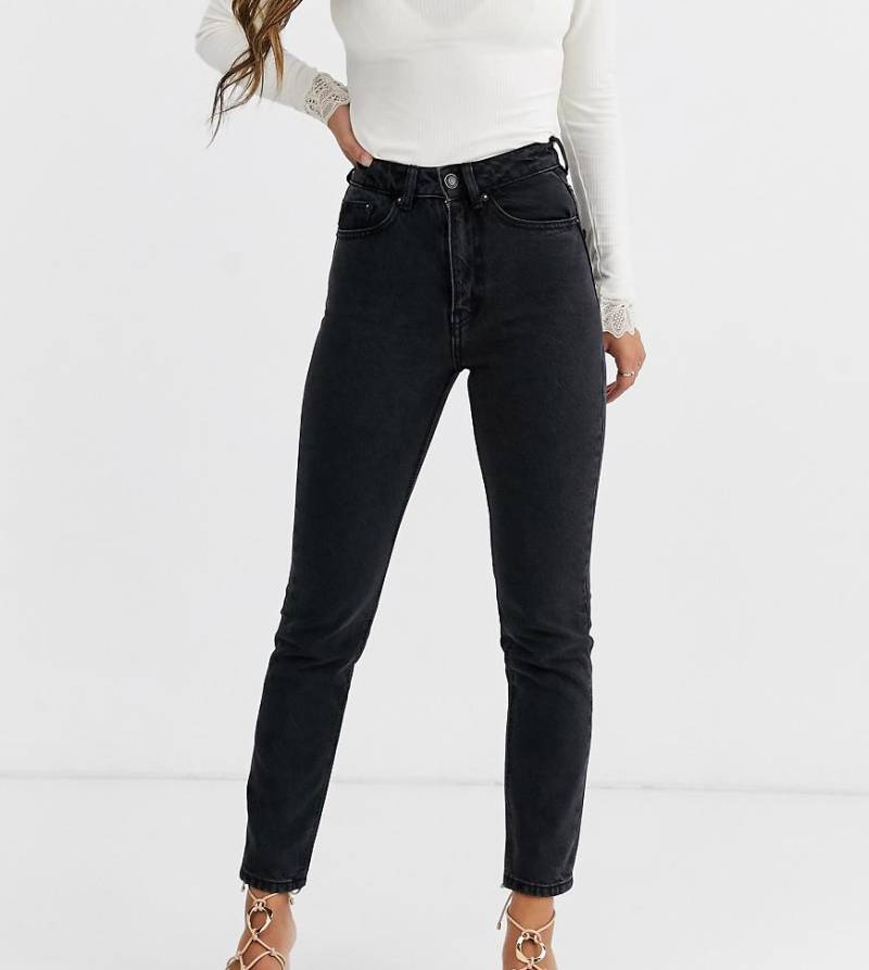 Vero Moda Petite - Knöchellange Mom-Jeans mit hoher Taille-Schwarz von Vero Moda Petite
