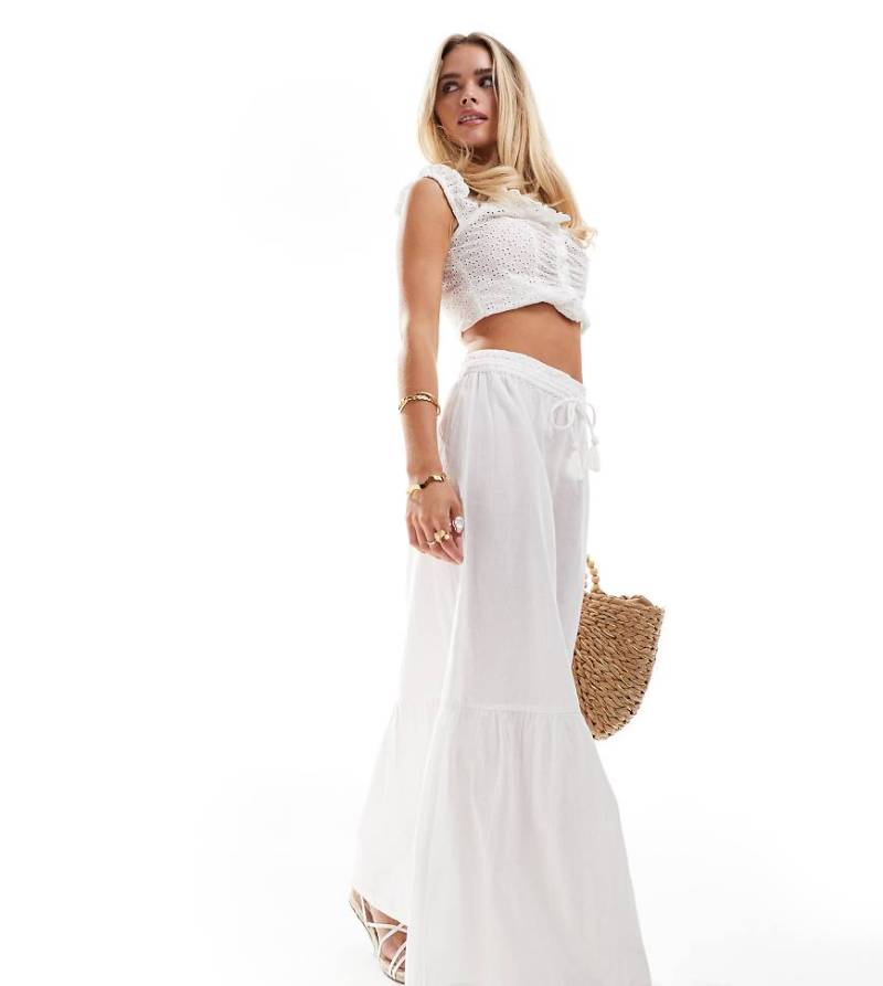 Vero Moda Petite - Langer Rock in Weiß im Boho-Stil von Vero Moda Petite