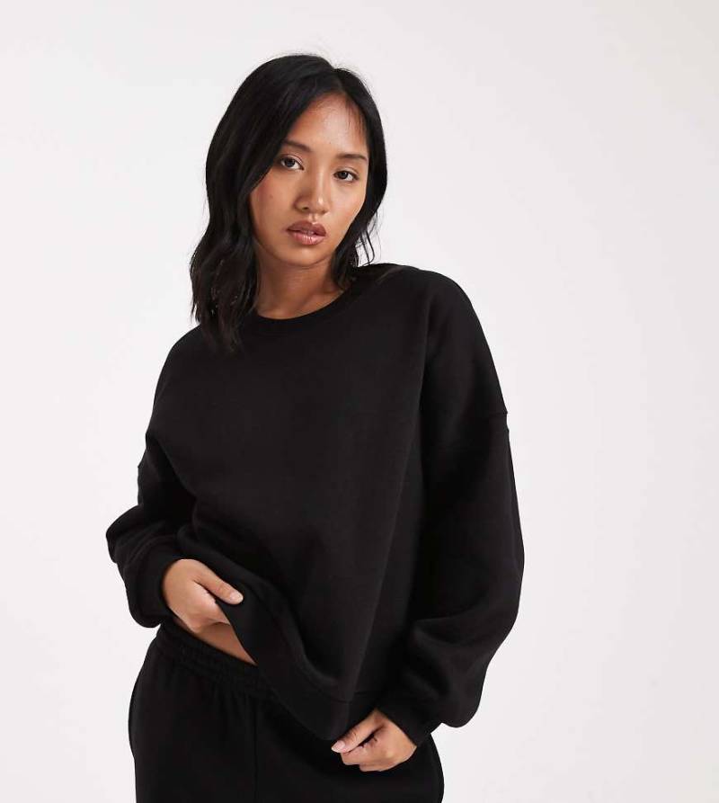 Vero Moda Petite - Oversize-Sweatshirt in Schwarz, Kombiteil von Vero Moda Petite