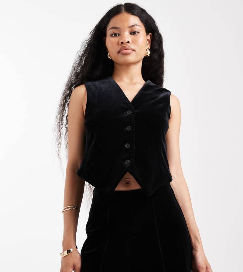 Vero Moda Petite - Weste aus Samt in Schwarz, Kombiteil Vero Moda Petite - Weste aus Samt in Schwarz, Kombiteil von Vero Moda Petite
