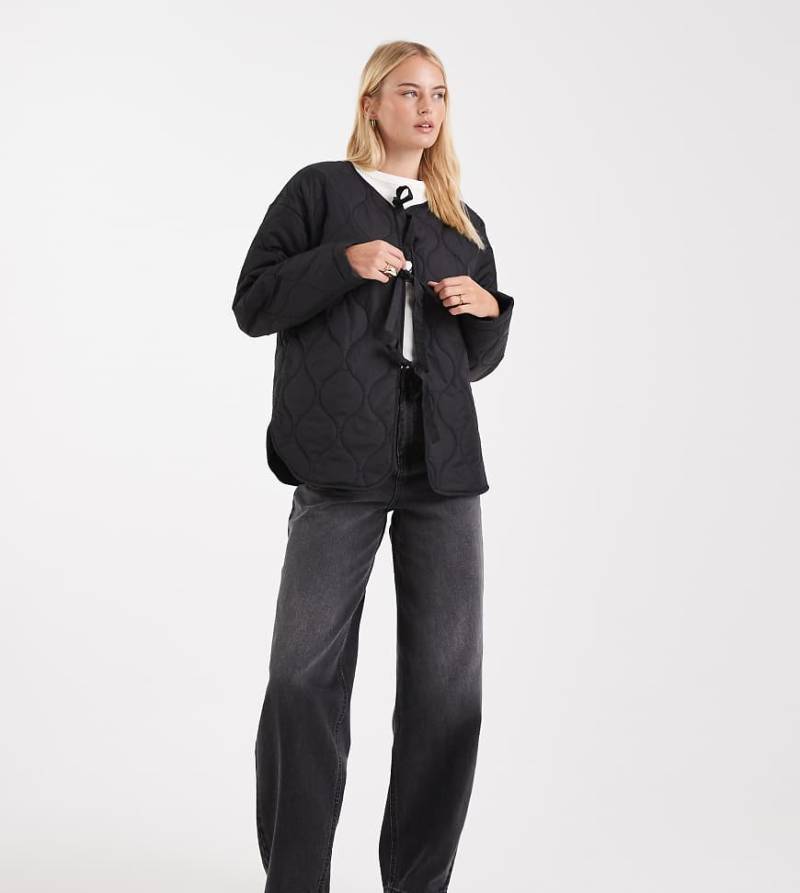 Vero Moda Tall - Billie - Jeans in schwarzer Waschung mit hohem Bund und abgerundetem, weitem Bein von Vero Moda Tall
