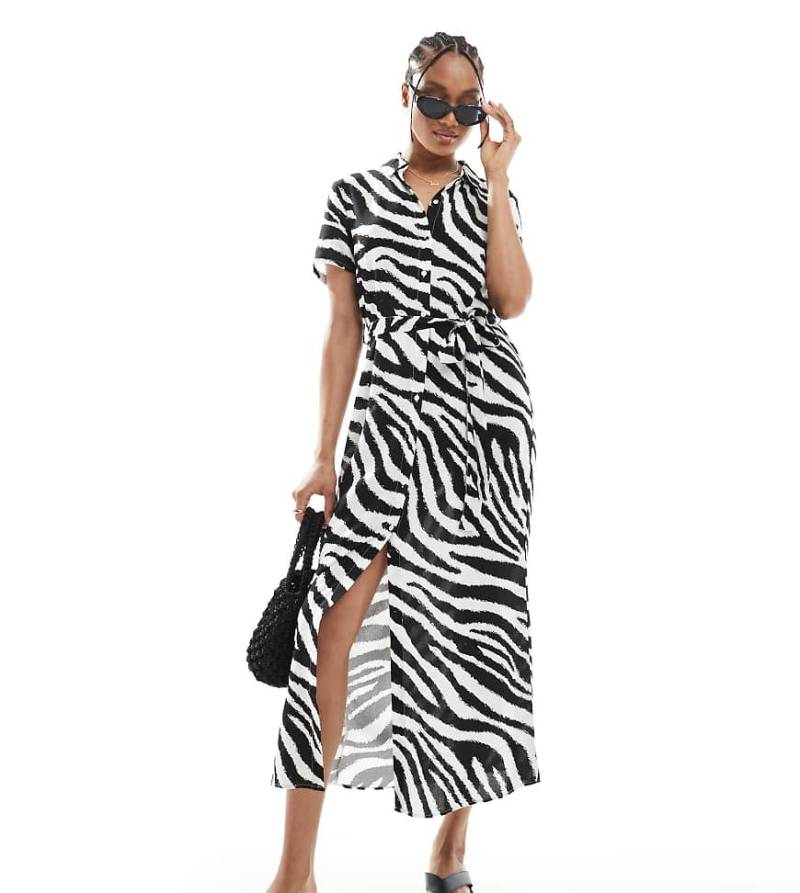 Vero Moda Tall - Easy - Lang geschnittenes Hemdkleid mit Zebramuster und Knopfleiste-Weiß von Vero Moda Tall