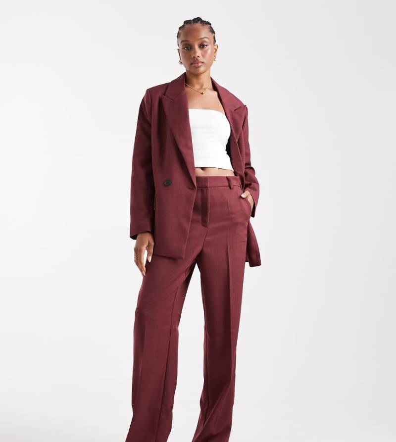 Vero Moda Tall - Elegante Hose in Burgunderrot mit weitem Bein und Fischgrätmuster, Kombiteil von Vero Moda Tall