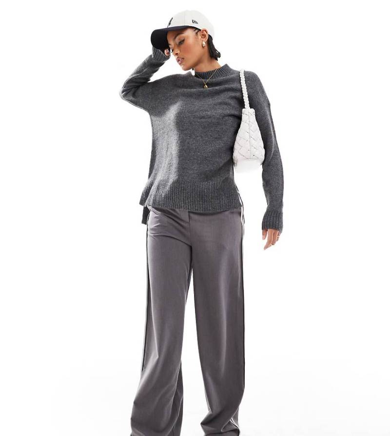 Vero Moda Tall - Hochgeschlossener Oversize-Pullover in Mittelgrau meliert von Vero Moda Tall