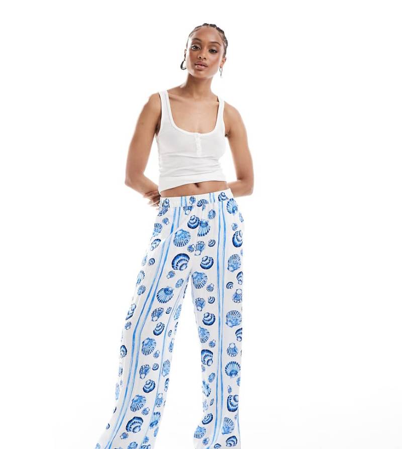 Vero Moda Tall - Hose in Blau mit Muschelmuster und weitem Bein von Vero Moda Tall