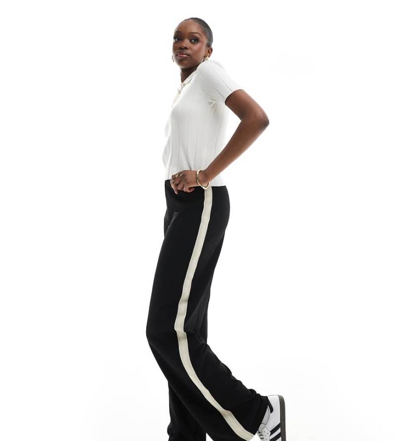 Vero Moda Tall - Lockere Schlupfhose in Schwarz mit seitlichem Streifen von Vero Moda Tall