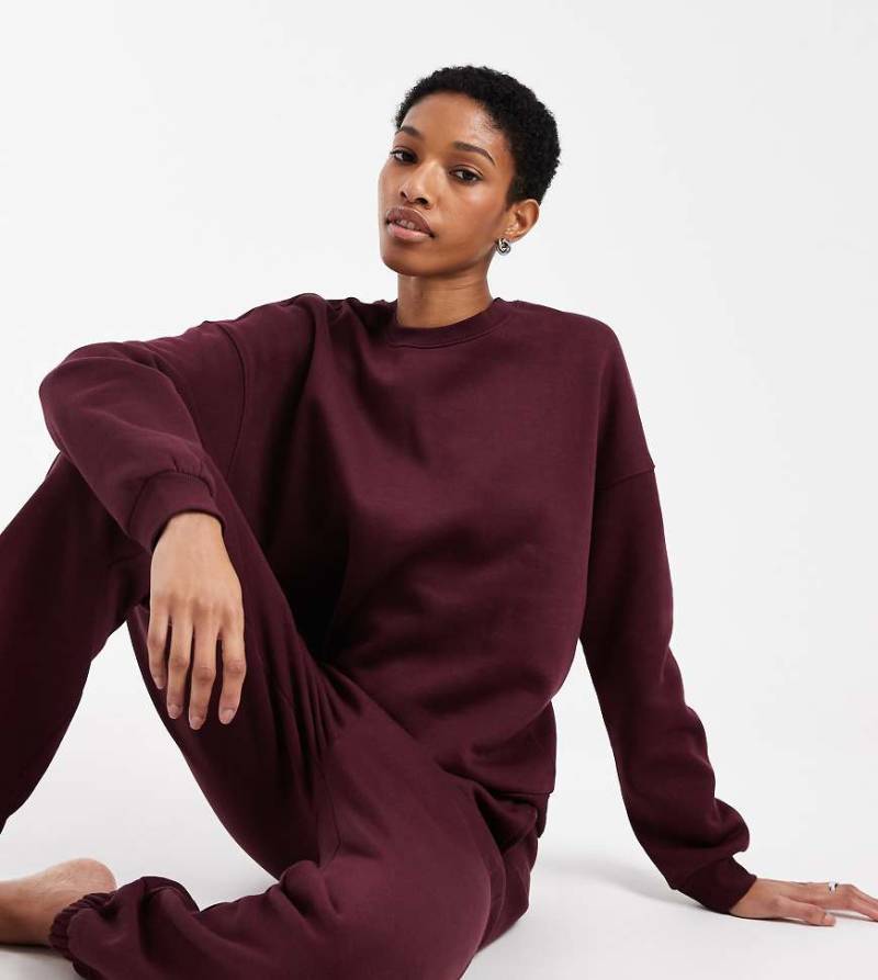 Vero Moda Tall - Oversize-Sweatshirt in Burgunderrot, Kombiteil von Vero Moda Tall