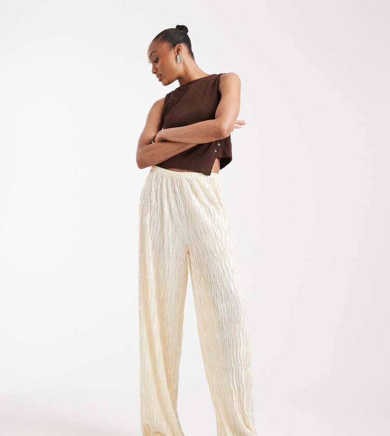 Vero Moda Tall - Plissee-Hose in Birke-Cremeweiß mit weitem Bein von Vero Moda Tall