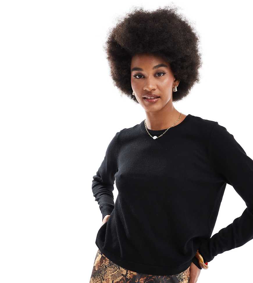 Vero Moda Tall - Strickpullover in Schwarz mit Rundhalsausschnitt von Vero Moda Tall