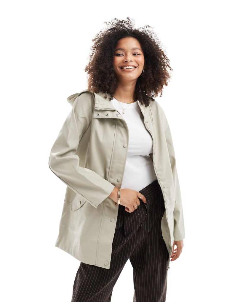 Vero Moda - Beschichtete Regenjacke in Steinbeige mit Kapuze-Neutral von Vero Moda