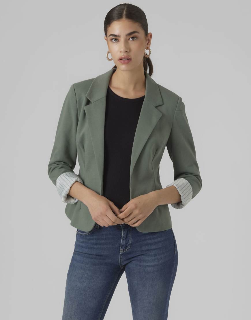 Vero Moda - Blazer in Lorbeerkranz-Grün Vero Moda - Blazer in Lorbeerkranz-Grün von Vero Moda