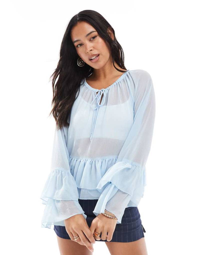 Vero Moda - Boho-Oberteil in zartem Blau mit Rüschensaum von Vero Moda