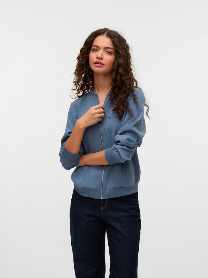 Vero Moda Bomberjacke VMCOCO L/S BOMBER NOOS in modisch kurzer Form von Vero Moda