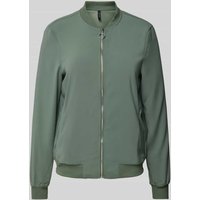 Vero Moda Bomberjacke mit seitlichen Eingrifftaschen Modell 'COCO' in Gruen, Größe XS von Vero Moda