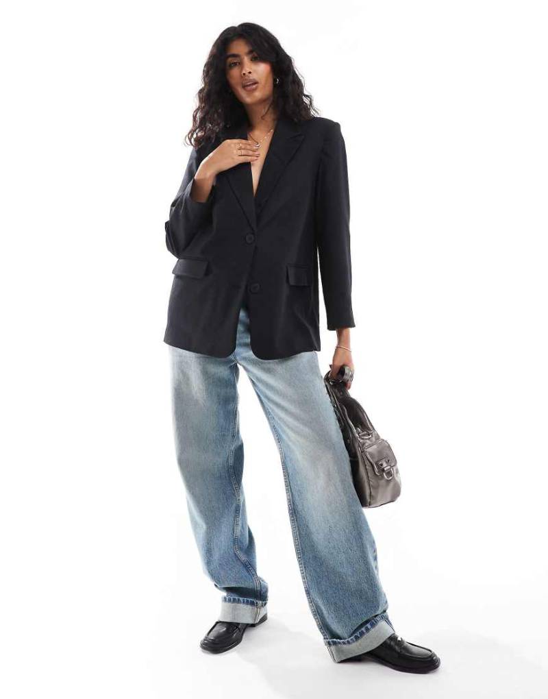 Vero Moda - Boyfriend-Blazer in Schwarz mit Oversize-Schnitt und betonten Schultern von Vero Moda