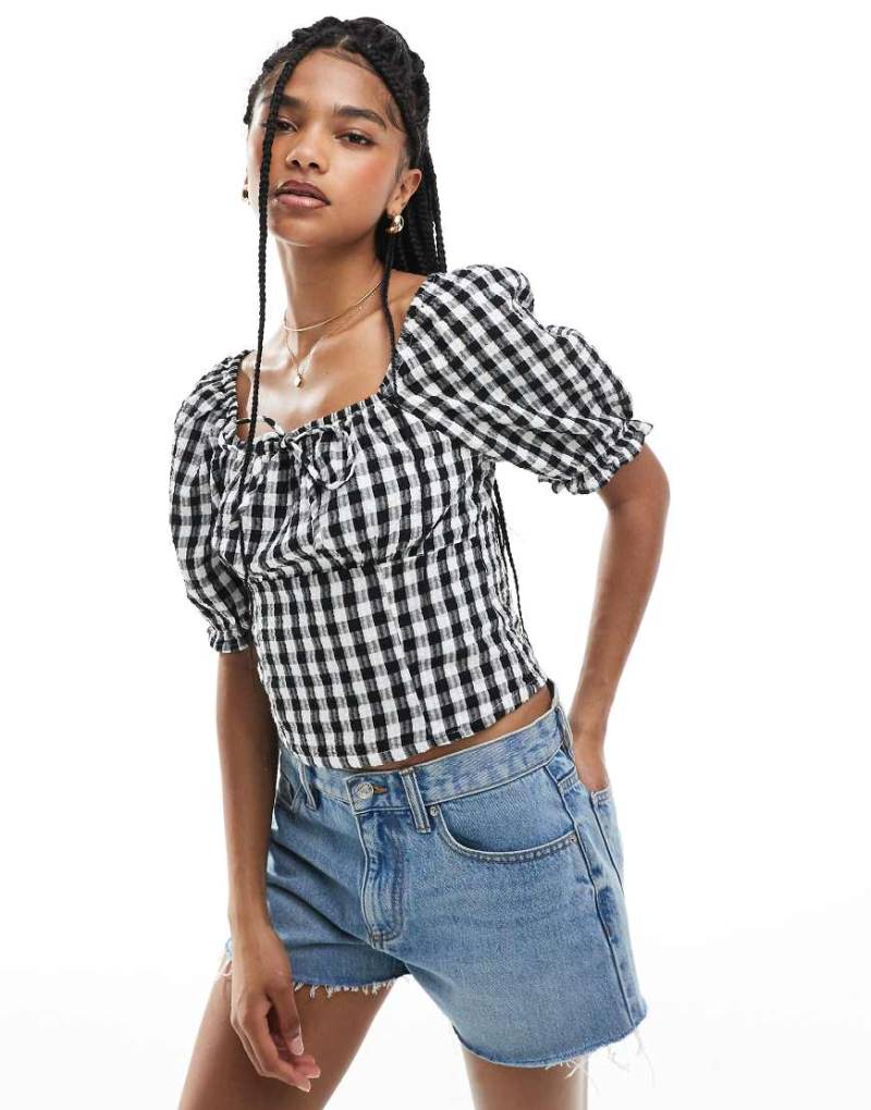 Vero Moda - Cropped-Top mit eckigem Ausschnitt und schwarz-weißen Vichy-Karos von Vero Moda