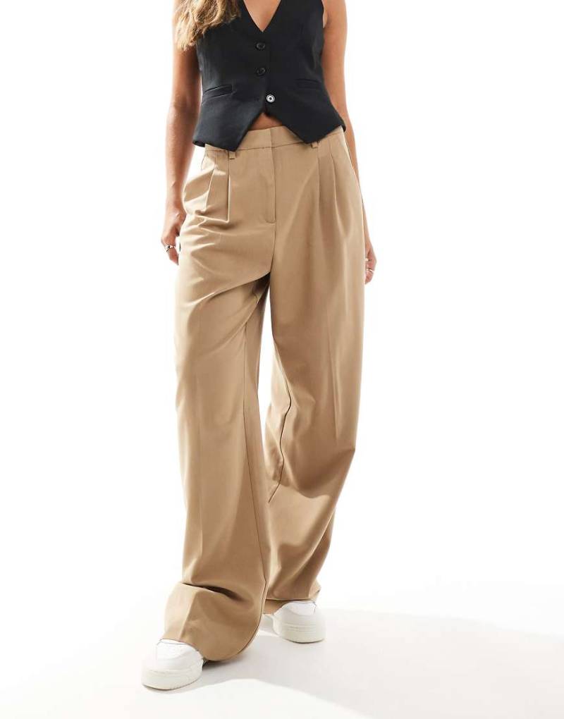 Vero Moda - Dad-Hose in Camel mit weitem Bein-Neutral von Vero Moda