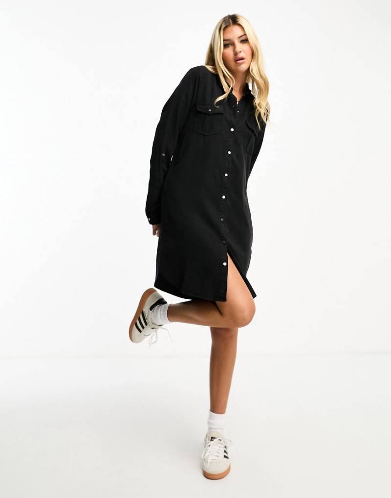 Vero Moda - Durchgeknöpftes Mini-Hemdblusenkleid in Schwarz von Vero Moda