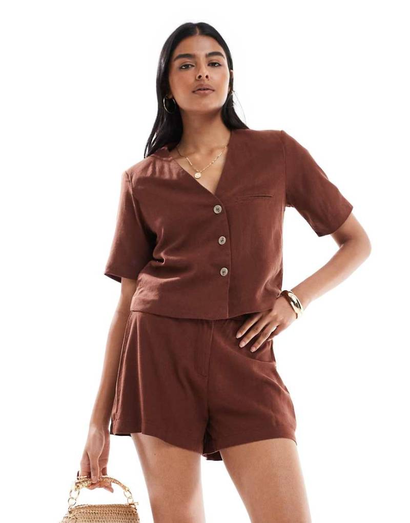 Vero Moda - Elegante Shorts in Schokobraun mit Leinen-Haptik, Kombiteil von Vero Moda