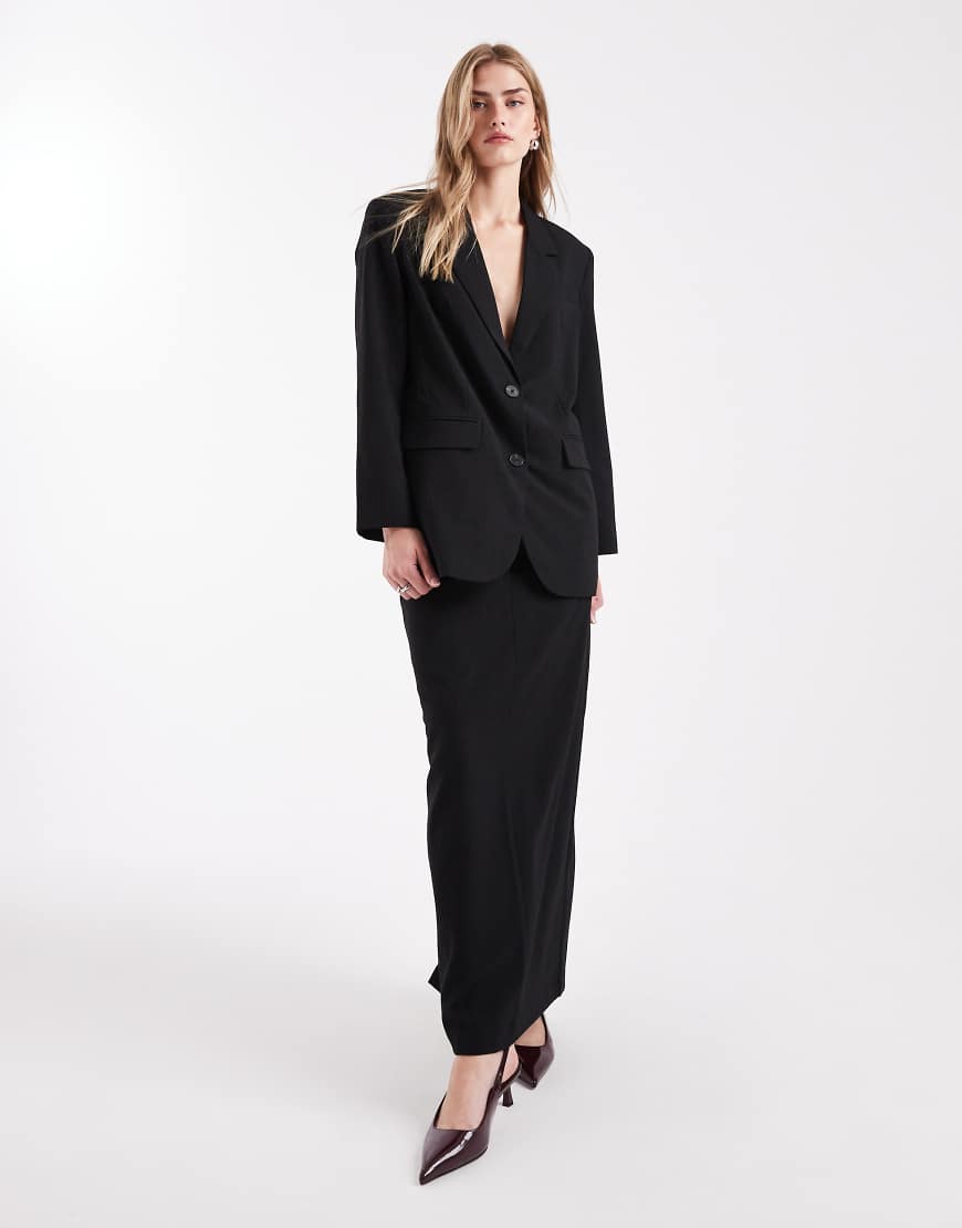 Vero Moda - Eleganter Maxirock in Schwarz mit weißen Nadelstreifen, Kombiteil von Vero Moda