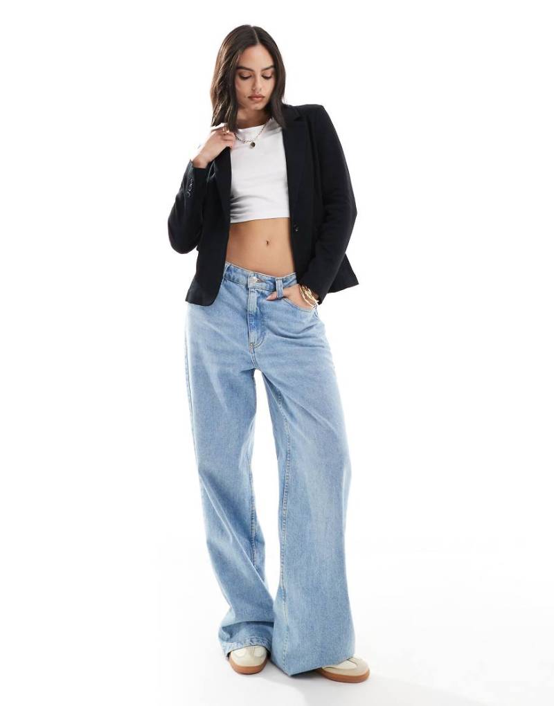 Vero Moda - Figurbetonter Jersey-Blazer in Schwarz von Vero Moda