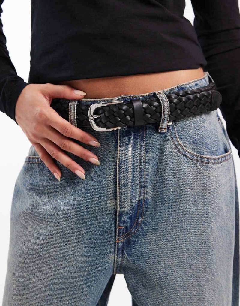 Vero Moda - Flechtgürtel aus Leder in Schwarz mit silberfarbener Schnalle von Vero Moda