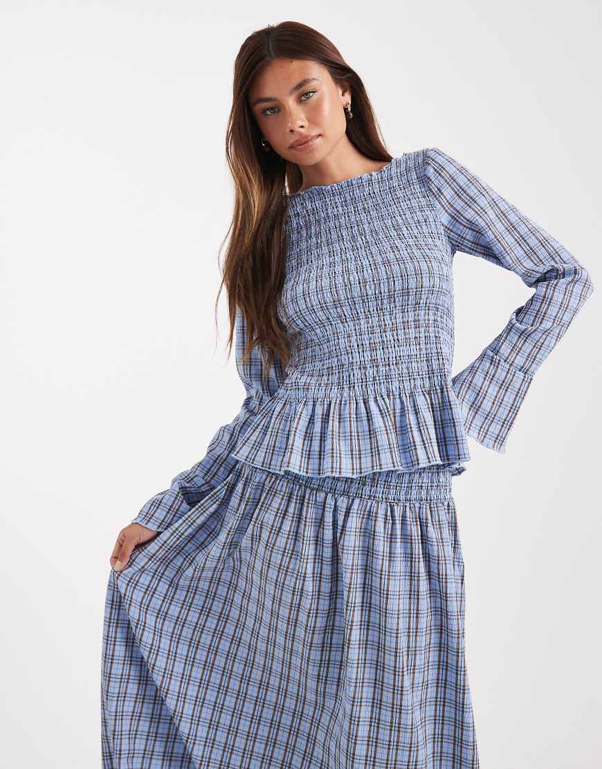Vero Moda - Gerafftes Oberteil in Blau und Braun kariert, Kombiteil Vero Moda - Gerafftes Oberteil in Blau und Braun kariert, Kombiteil von Vero Moda
