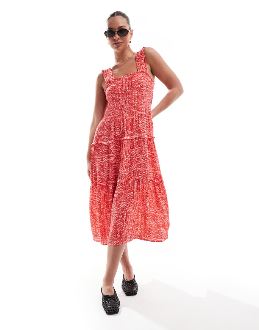 Vero Moda - Gesmoktes Midi-Trägerkleid mit rotem Print Vero Moda - Gesmoktes Midi-Trägerkleid mit rotem Print von Vero Moda
