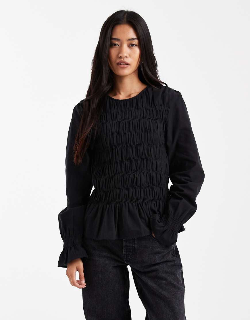 Vero Moda - Gesmoktes Oberteil in Schwarz mit weiten Ärmeln von Vero Moda